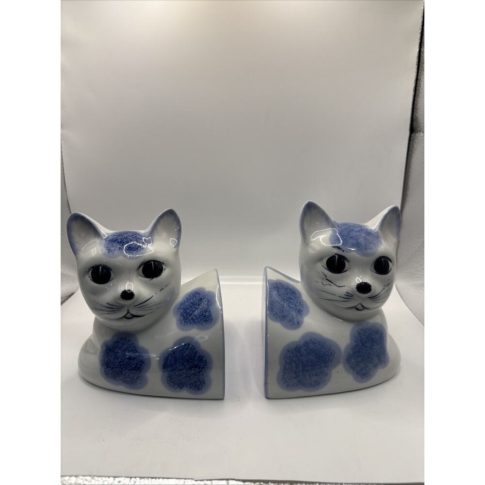 Vintage Cat Bookends White Fluffy Kitty Blue Taiwan Porcelain Book Ends Heavy